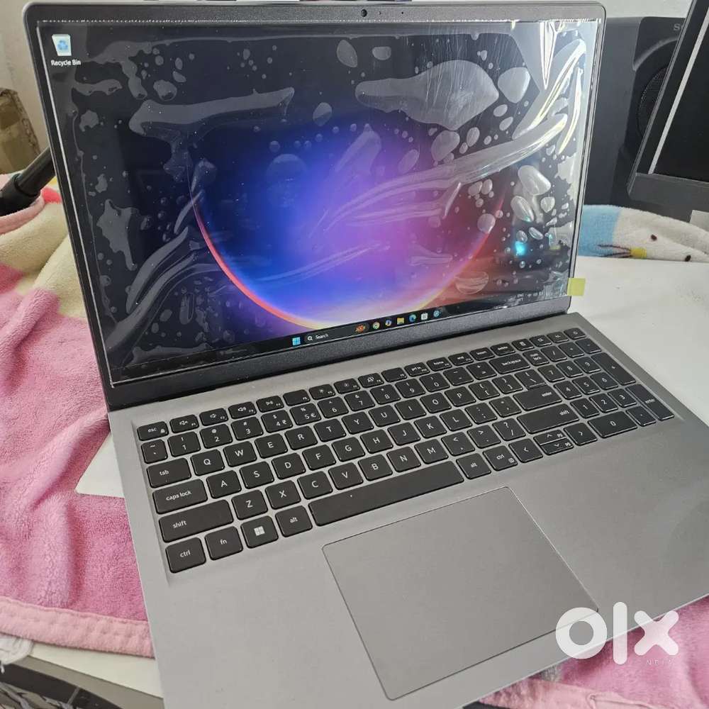 Dell 15 Intel Core i5 13th Gen - 1334U,16GB 512 GB