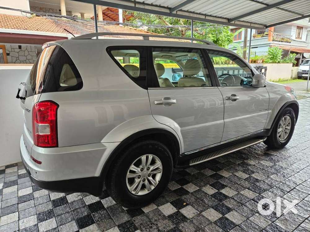 Mahindra Rexton, 2013, Diesel