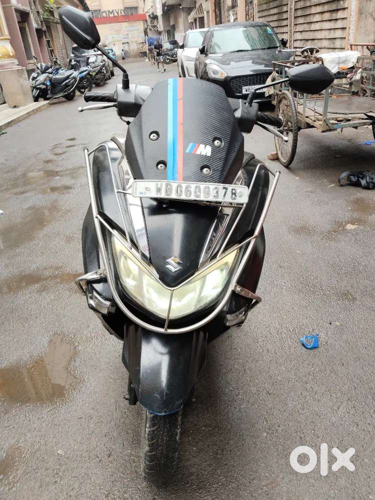 Suzuki burgman 125 good condition
