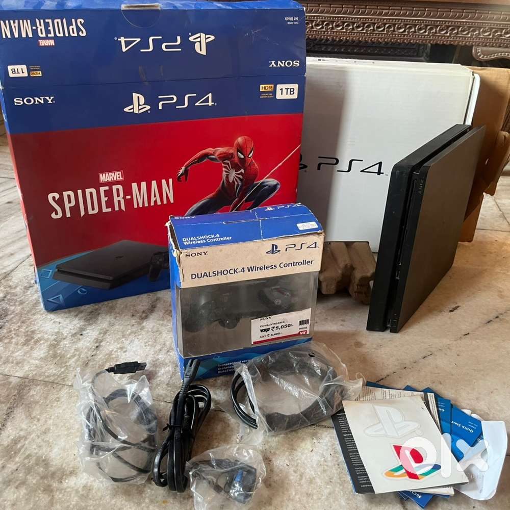 Playstation 4 slim 1TB