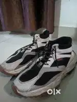 Size 9 shoes worn max 5 times