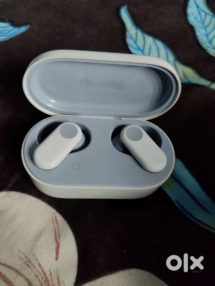 Selling Ear Buds