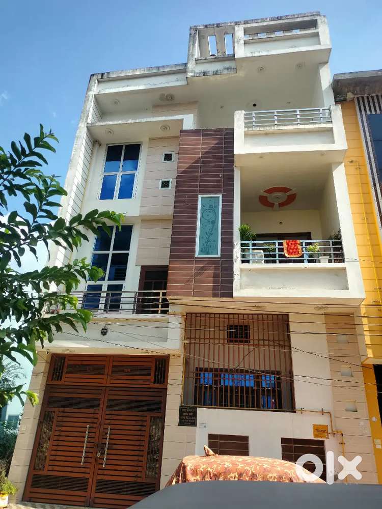 1BHK Room, Kitchen, bathroom, balcony, Roof