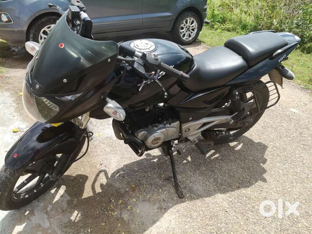 Well Maintained Bajaj Pulsar 180 for sale.