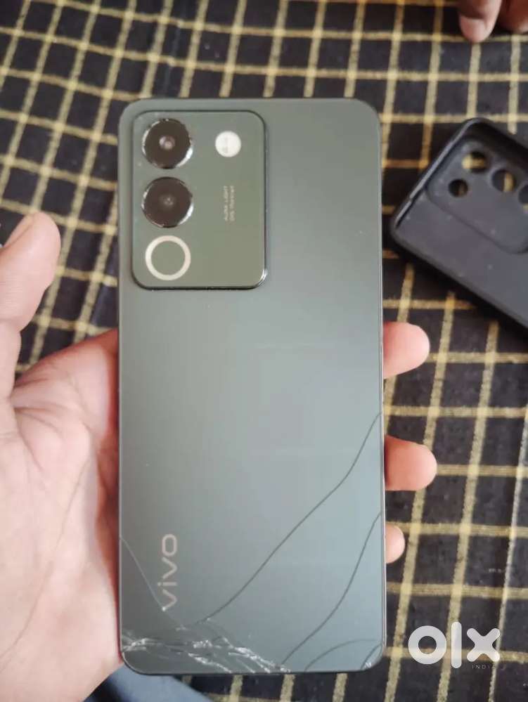 Vivo y200 5g ram 8,128 battery 5000 mh
