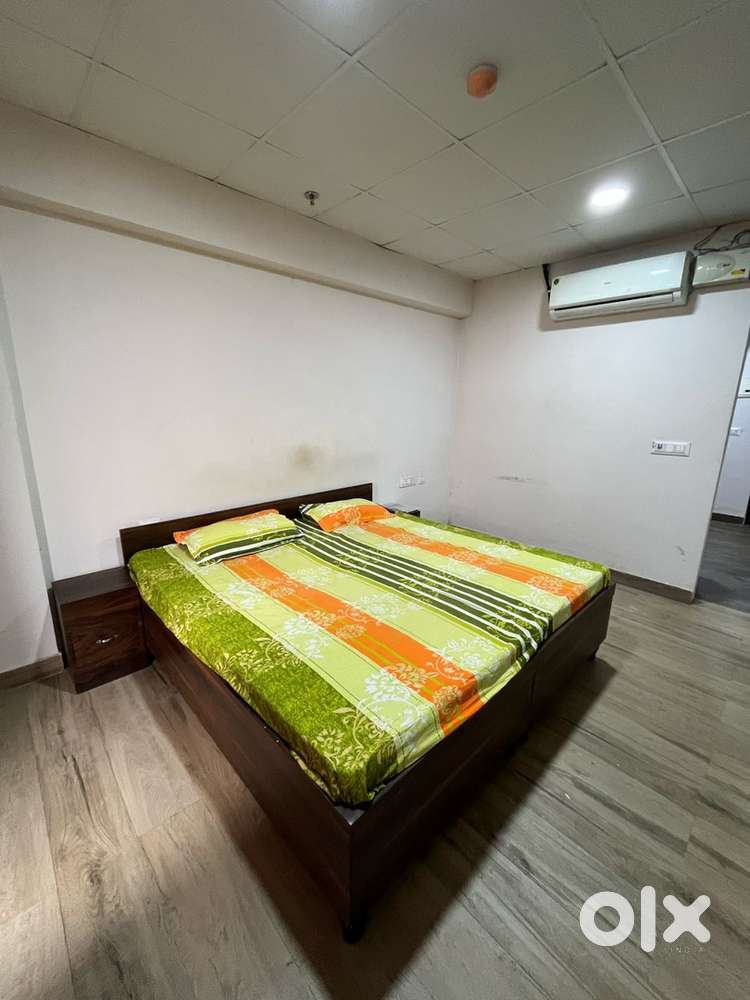 1bhk fully furnished