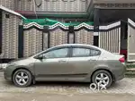 Honda City V MT Exclusive, 2010, Petrol