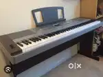 BRAND NEW CONDITION YAMAHA DGX 640 PORTABLE GRAND PIANO WITH FULL KIT