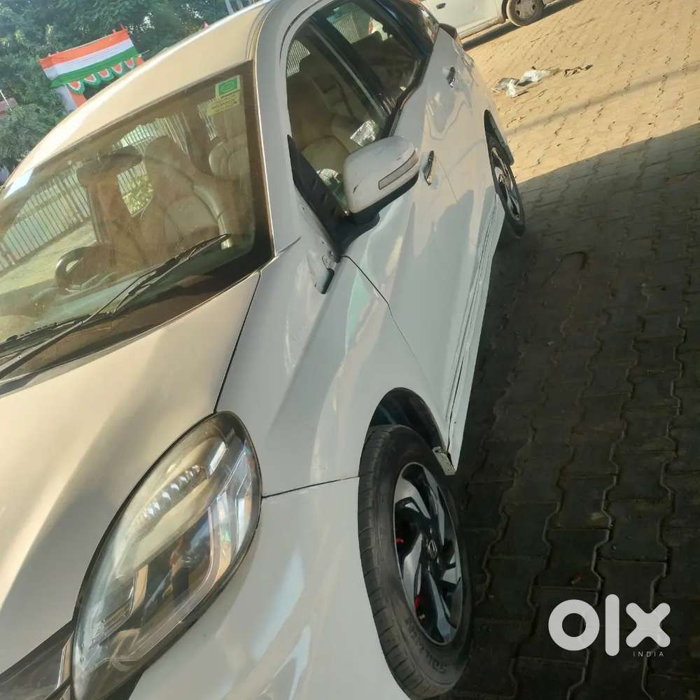 Honda Mobilio 2015 Diesel 80000 Km Driven