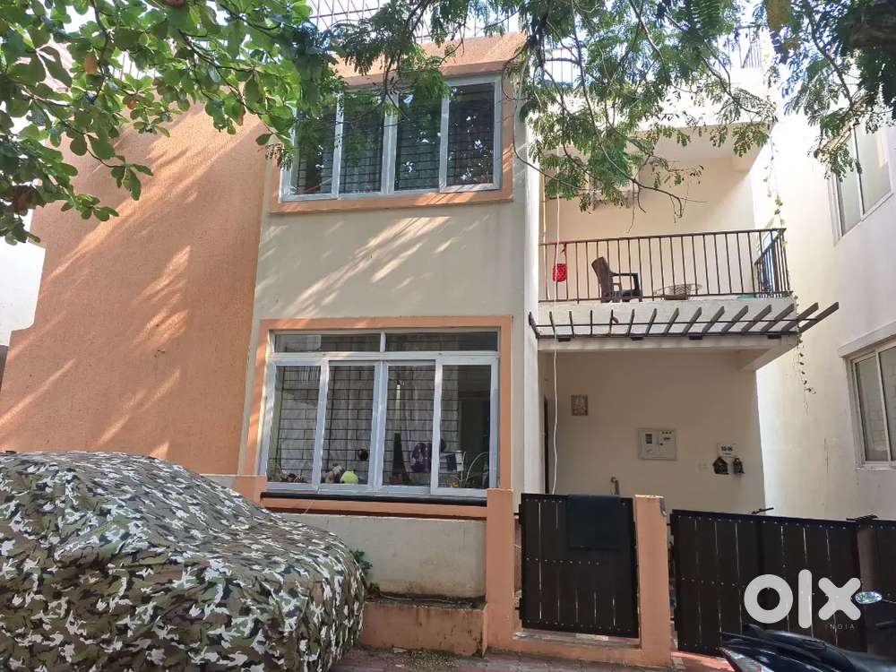 Independent Duplex villa located inside gated community Mahindra city