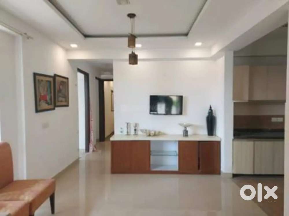 3bhk penthouse with personal terrace low rise Gated society with CCTV