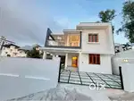 6 CENT 5 BHK KARIYAVATTOM LNCPE