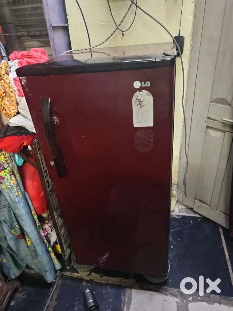 Single door fridge LG good condition