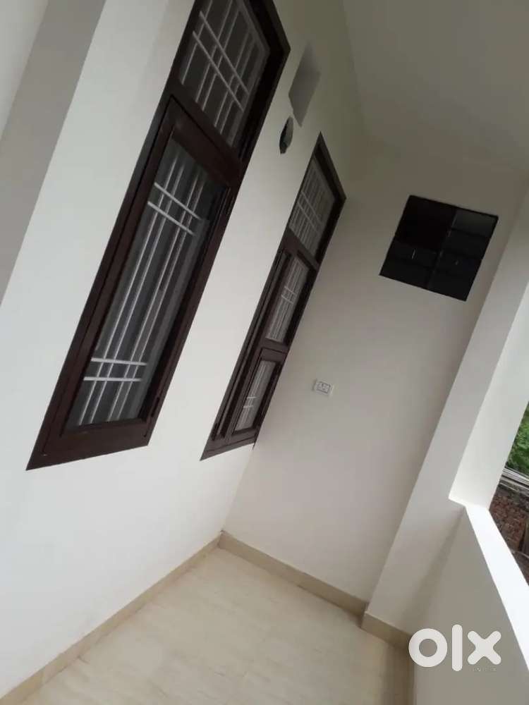 Sabarmati housing board 30 x50. Corner house, ready to move  85 lakh