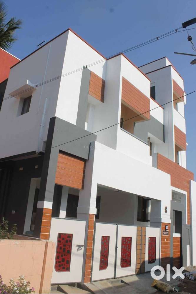 2BHK House for Rent with ventilated Colony