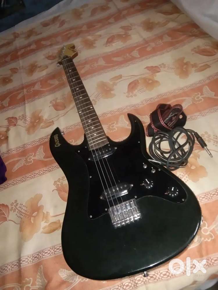 This guitar is good condition no scratchs
