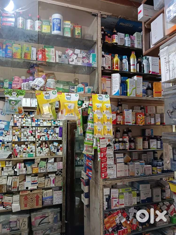 Medicine retail salesman