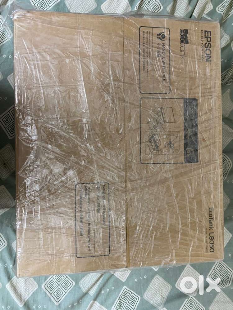 Brand new epson l8050 printer with 1year warenty