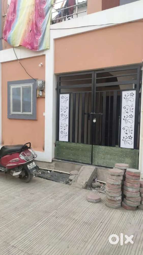 1 bhk independent ground floor house.