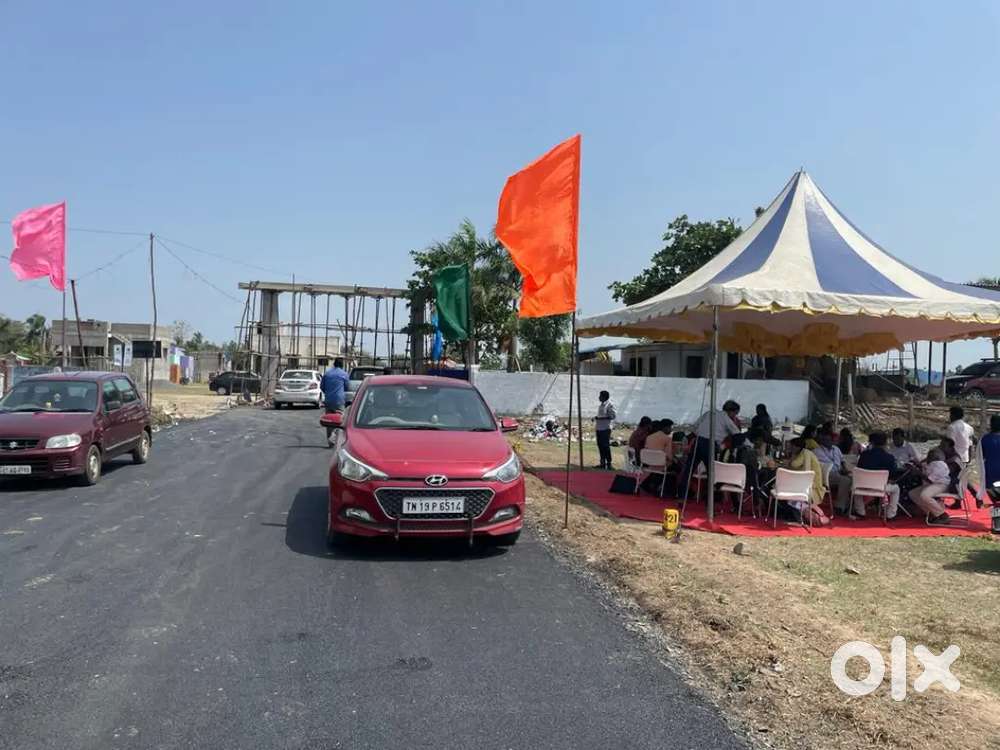 Low Budget premium location plot available