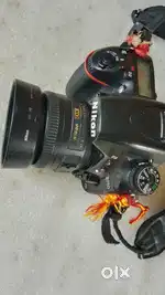 Nikon D750 and 2 lens ke sath 2 battery charger