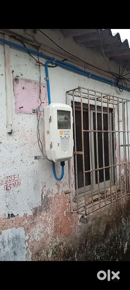 Diva railway station 2km and Dativali railway station 100 meter.