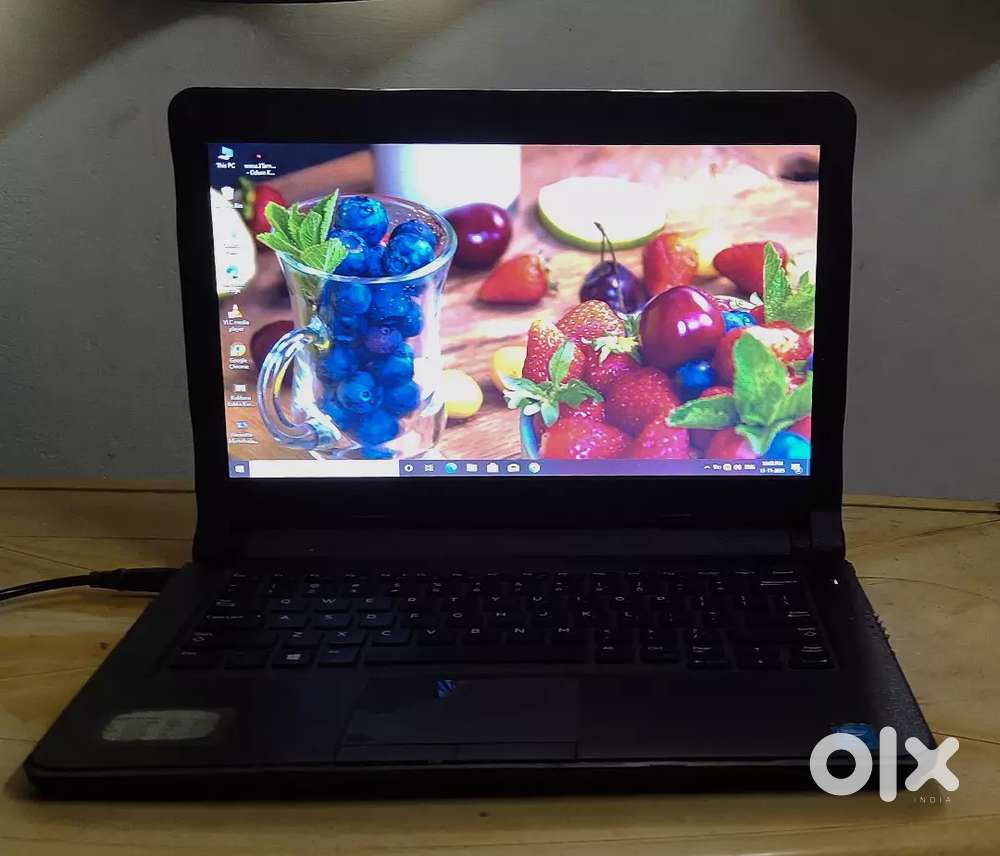 Dell i5 laptop 4th generation good condition
