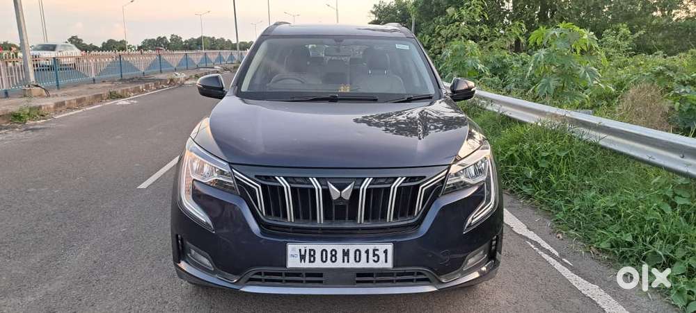 Mahindra XUV700 2.0 AX 5 Petrol MT 7 Str, 2022, Petrol