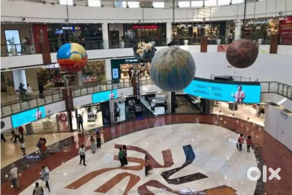 Staff profile in accountant Mall interview