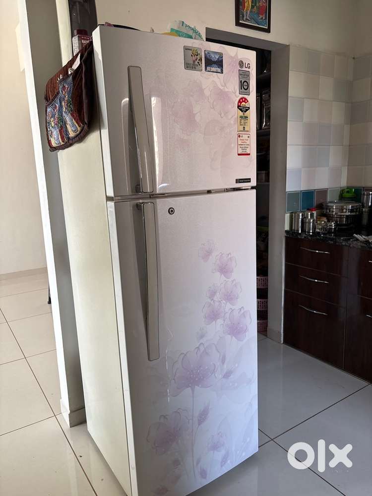 LG smart inverter refrigerator 310 liter