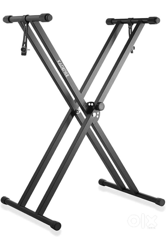 Piano Stand
