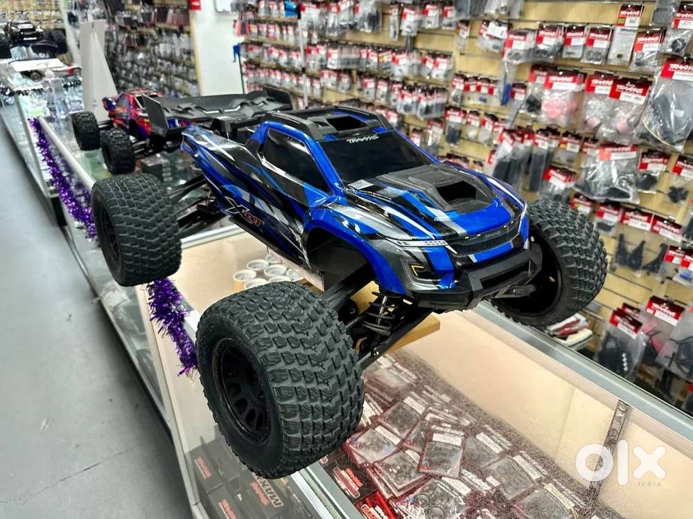 TRAXXAS XRT 4x4 VXL 8s Blue Brushless Remote Control