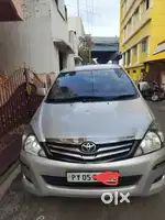 Toyota Innova 2010 Diesel 178000 Km