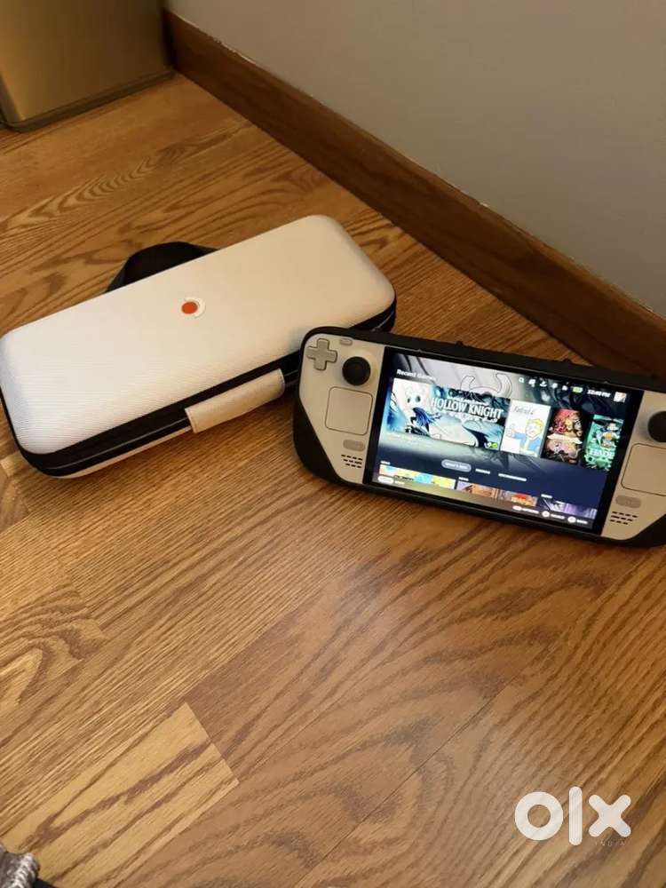 Valve Steam Deck OLED Limited White Edition