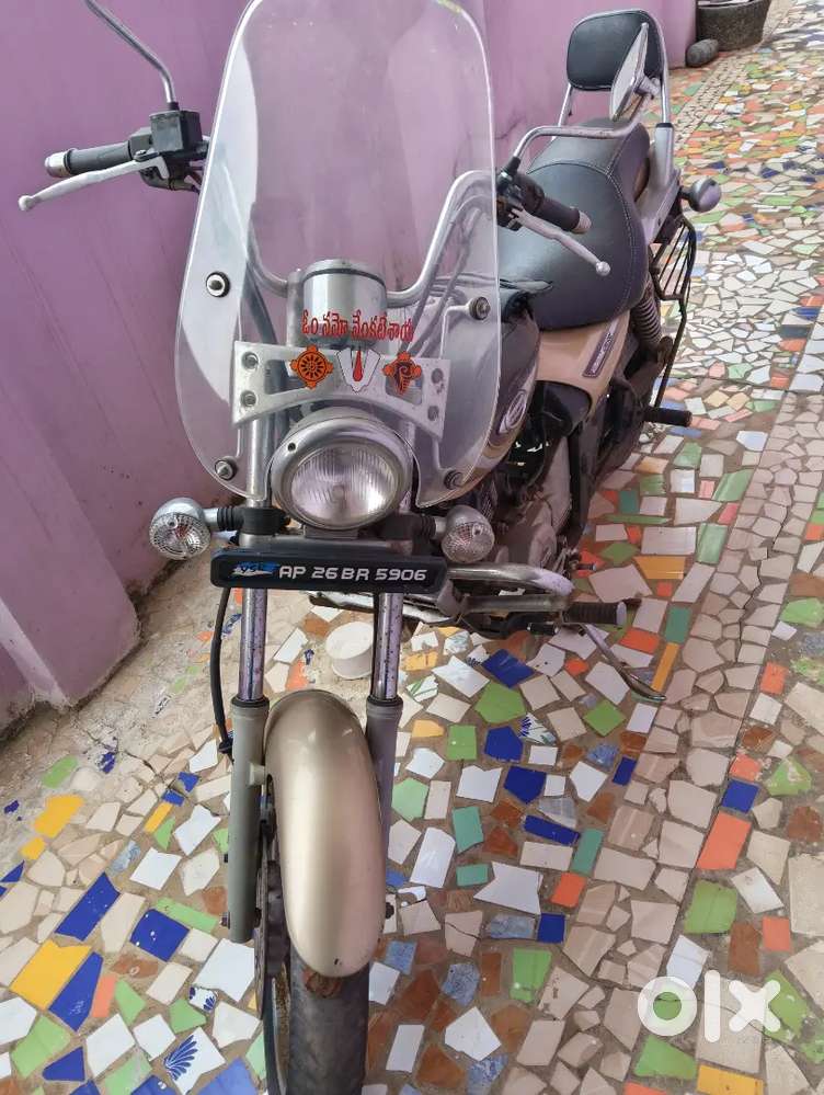 Bajaj Avenger Cruise 220