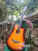 Acoustic guitar Length 96 cm