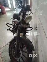 Avenger 220 cc  new battery good condition