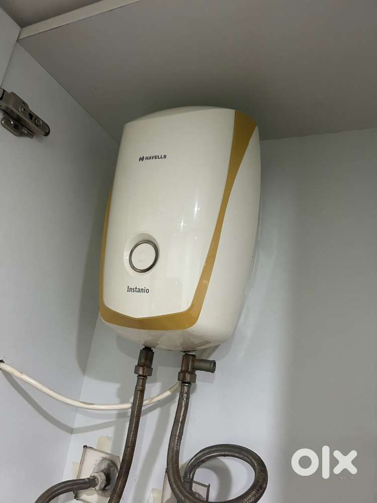 Instant Hot Water Geyser