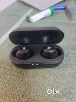 JBL T100TWS Airpods for sell