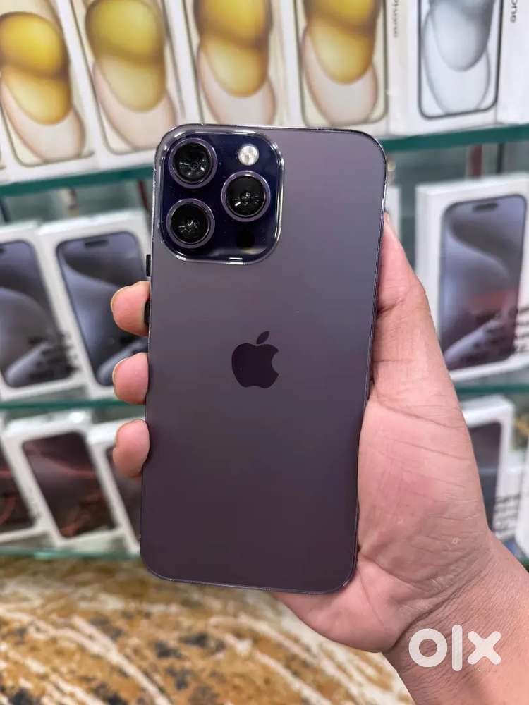 Iphone 14 pro max 256gb in mint condition please interested only msg