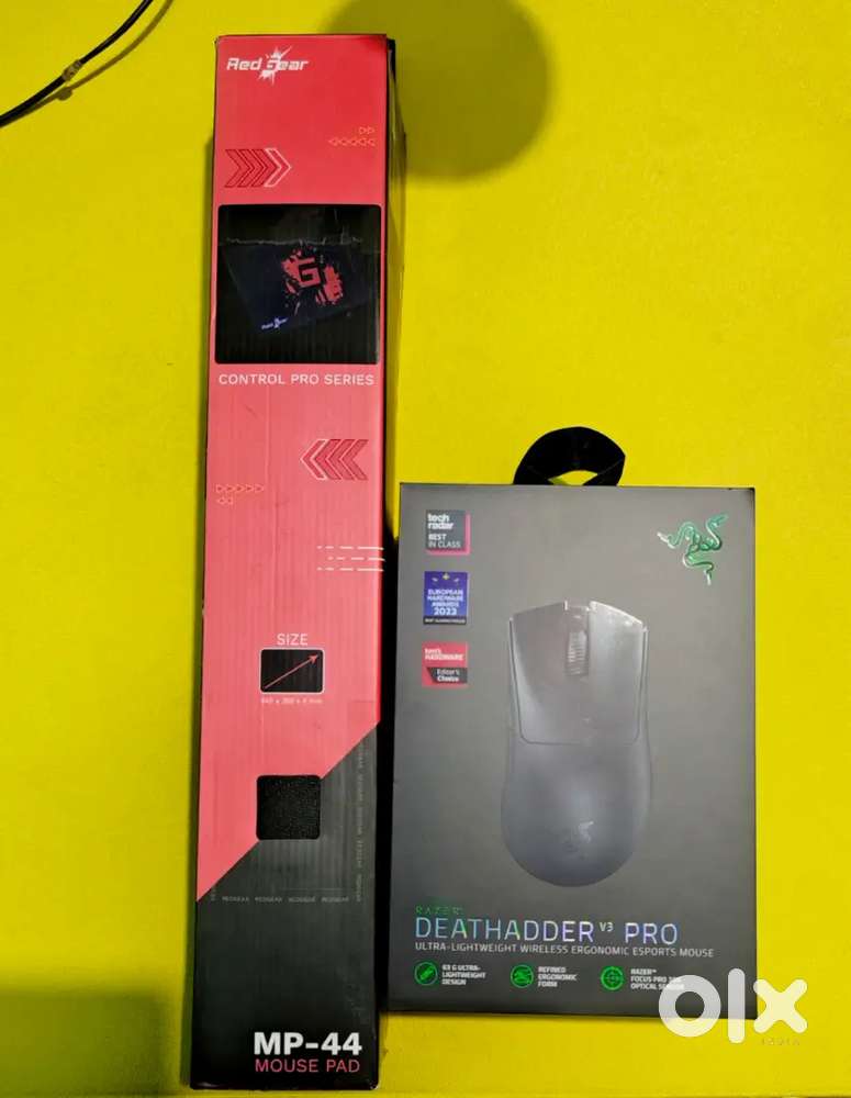 Razer DeathAdder V3 Pro + Redgear MP-44 Mousepad  Box Available