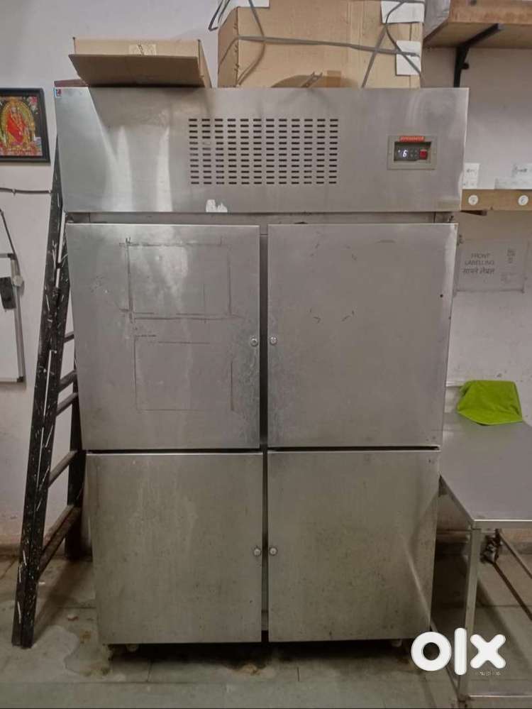 1000 liter 4 door fridge