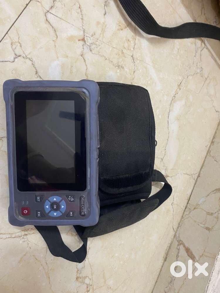 Optical fibre splicing machine with OTDR