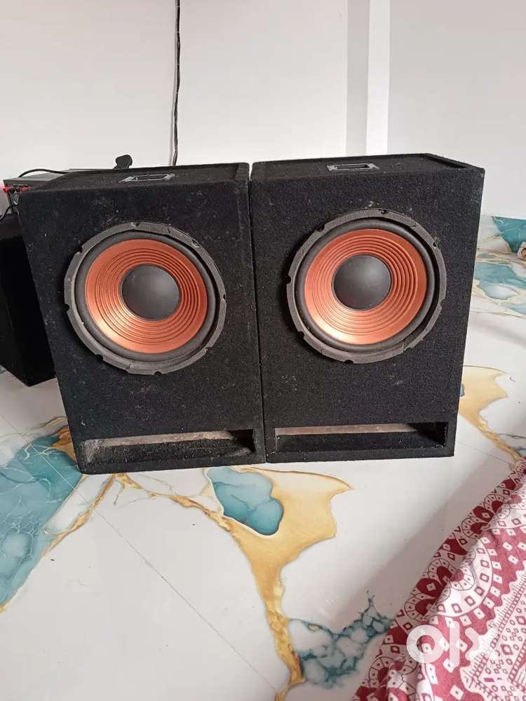 DJ BOX BOX AND AMPLIFIER