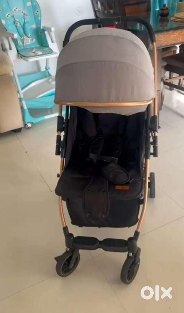 StarAndDaisy Travel Elite Lightweight and Foldable Baby Stroller