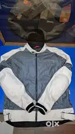 Royal Enfield Raiding gear