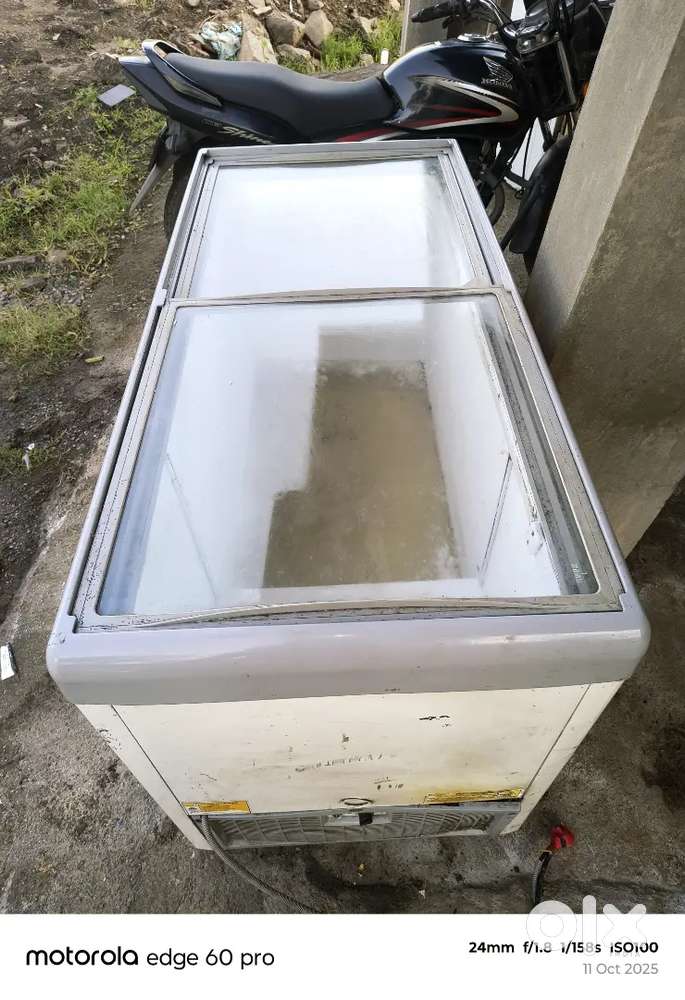 Deep freezer