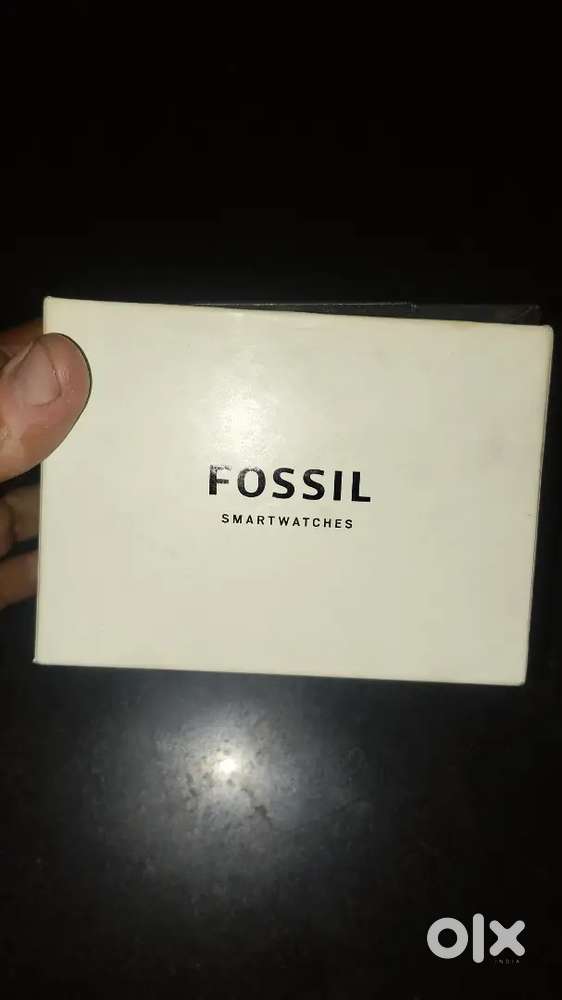 Diesel fossil smart watch it's just a brand with box and charger