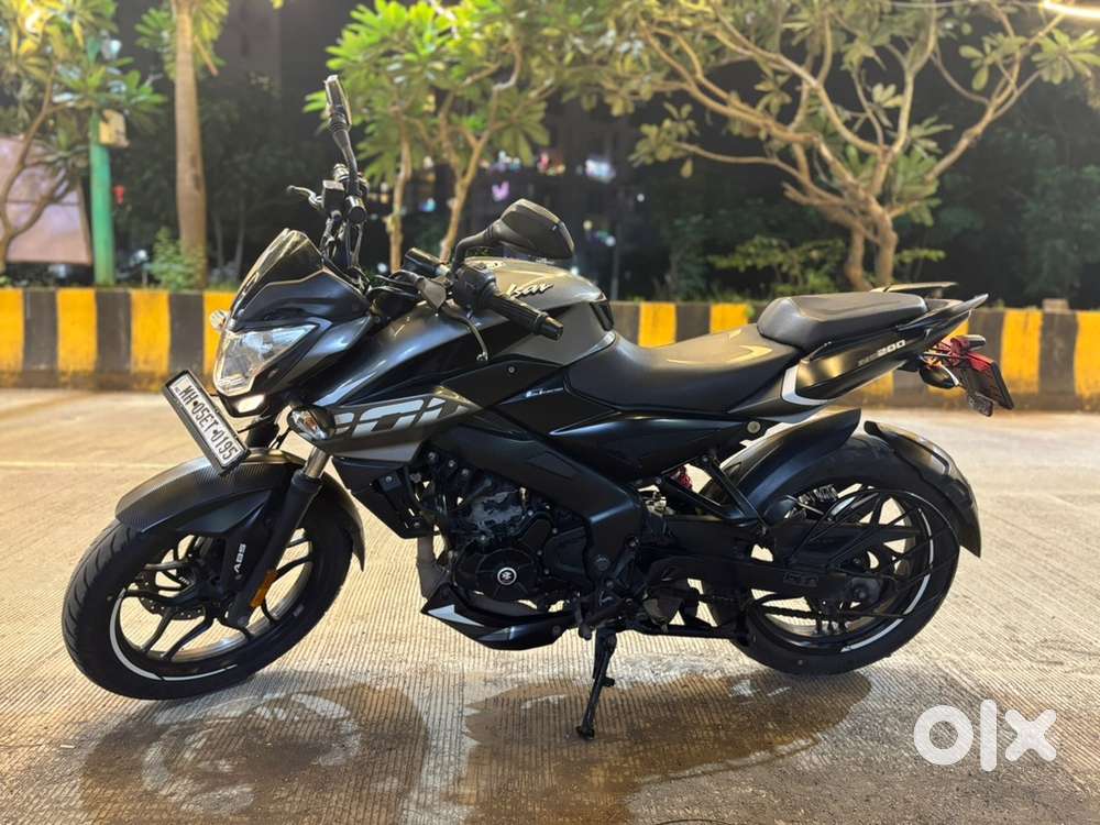 Perfect Condition, no scratch/dent, Smooth running, recently serviced