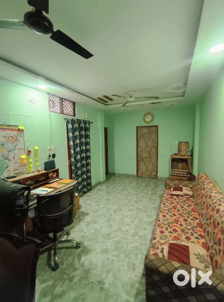 Looking for dedicated & study-oriented flatmate for furnished 1 BHK